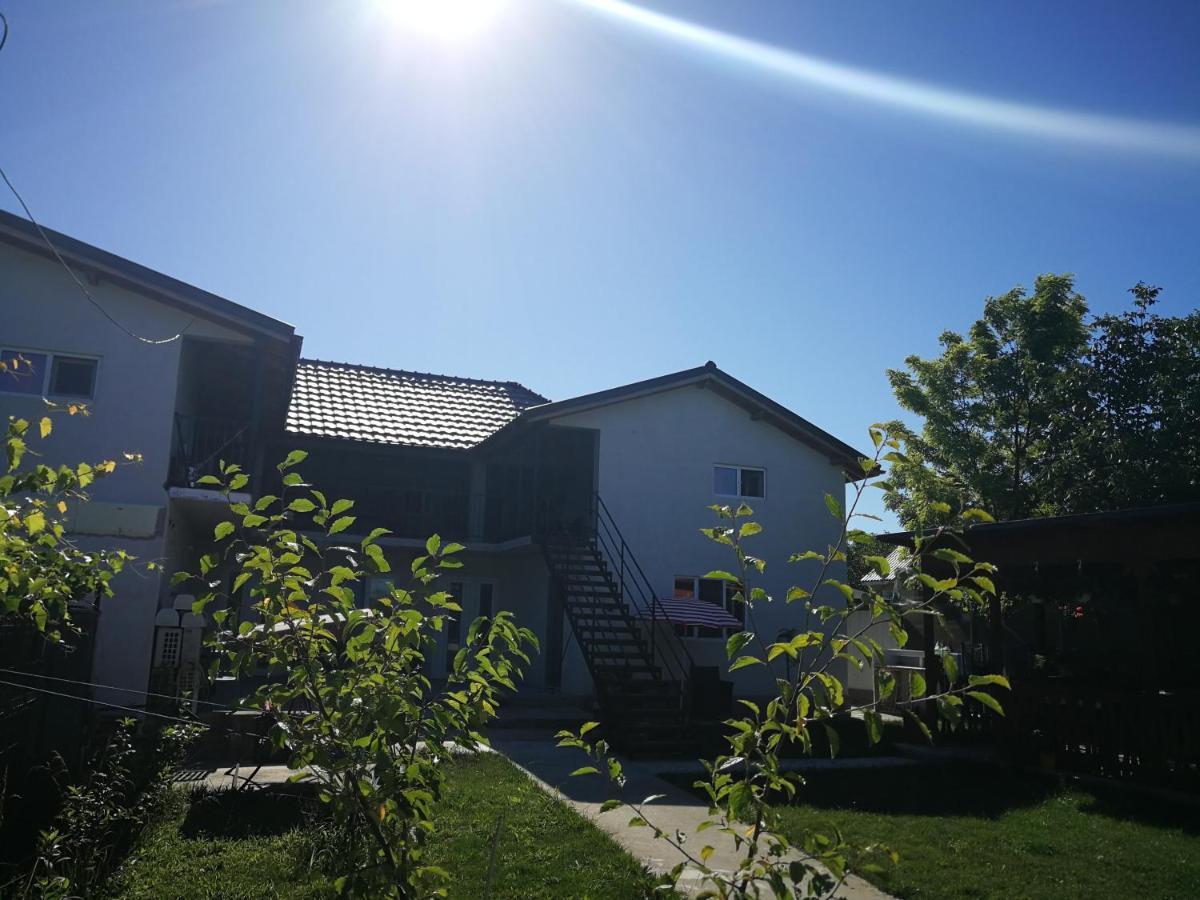 Vila Baciu Hotel Tuzla Buitenkant foto