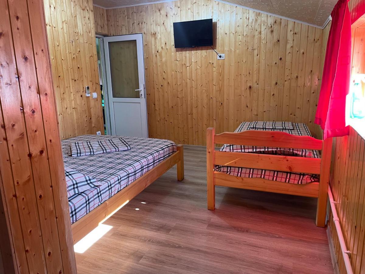 Vila Baciu Hotel Tuzla Buitenkant foto
